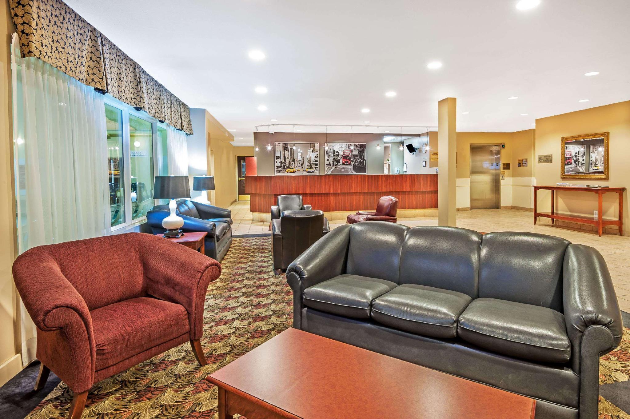 Super 8 By Wyndham Edmonton South Hotel Exterior foto